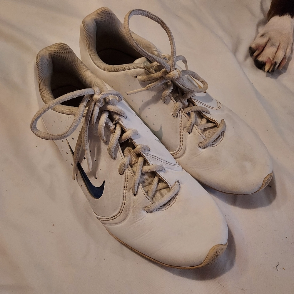 Nike Sideline Outdoor Cheer Shoes Gem